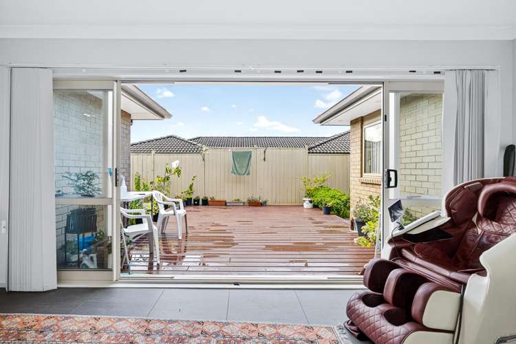 37 Riverglade Parkway Te Atatu South_18