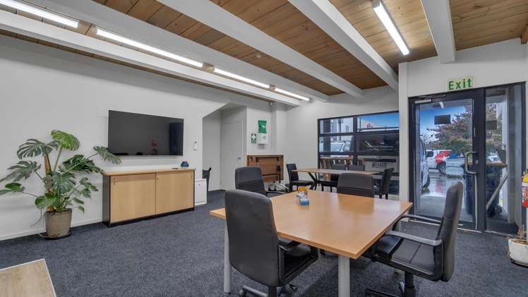 33D Foremans Road Islington_2