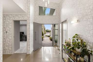 10 Tallentire Crescent_3