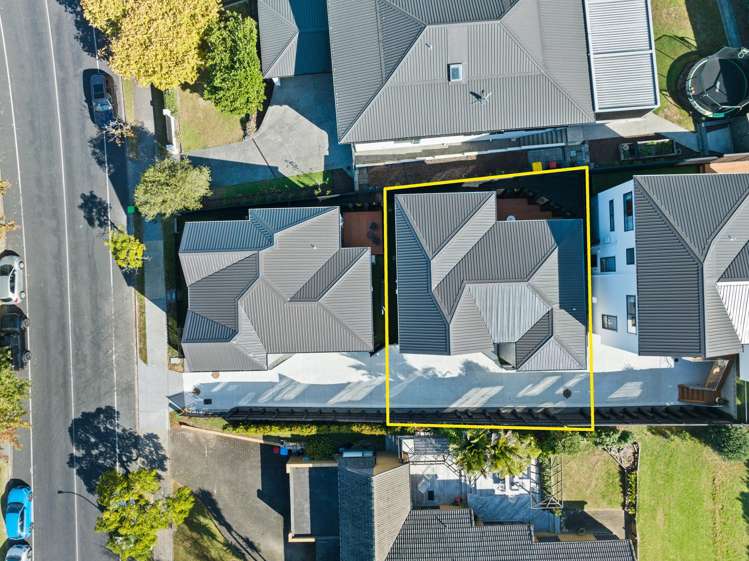 88 A&B Norman Lesser Drive St Johns_22