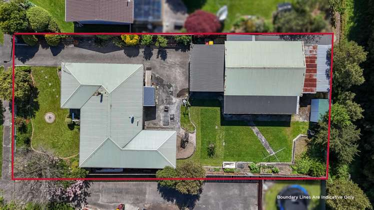 13 Deller Drive Carterton_21