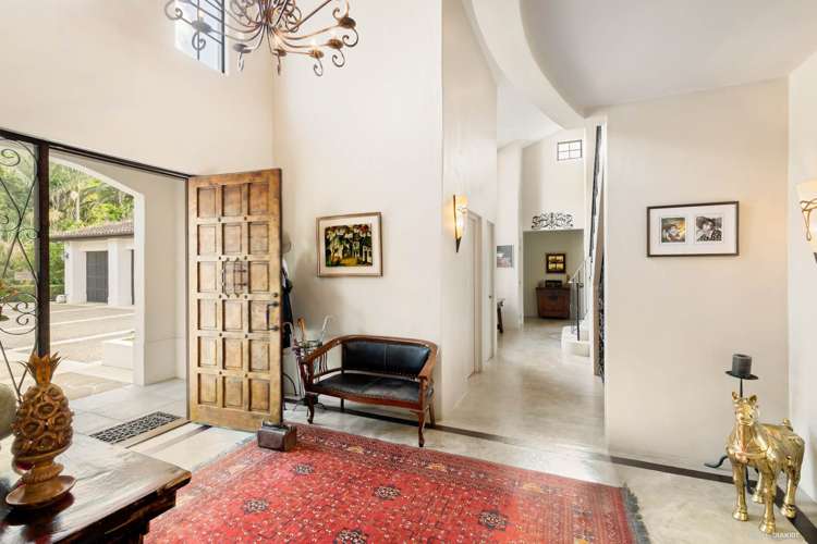 566 Whitford Road Whitford_29