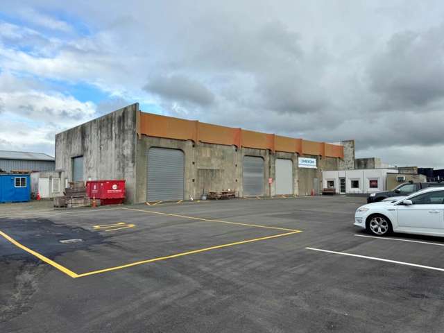 670sqm Palmerston North Warehouse For Lease