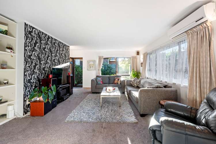 1/128 Botany Road Botany Downs_9