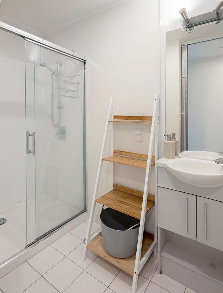 2W/16 Burton Street Grafton_5