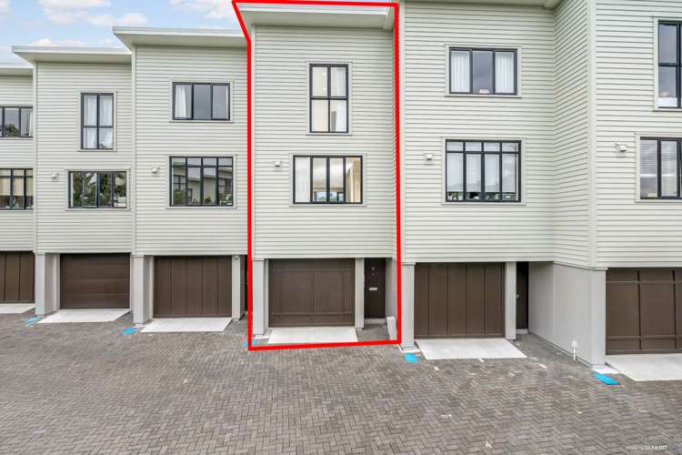 7/17 Lyon Avenue Mount Albert_0