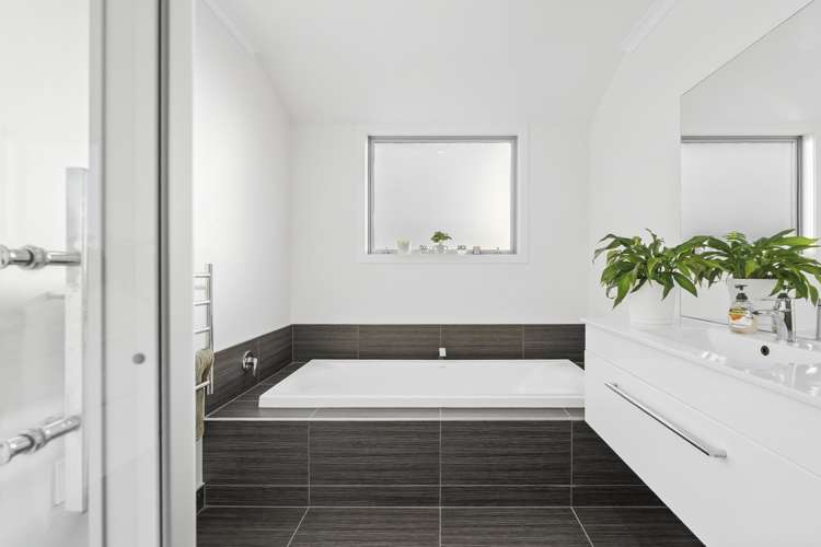 39 Nichol Street Lake Hawea_13