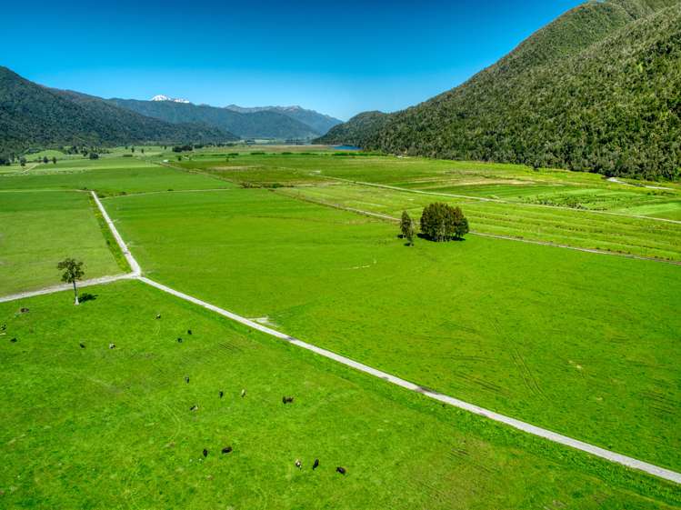 1758 Lake Brunner Road Inchbonnie_15