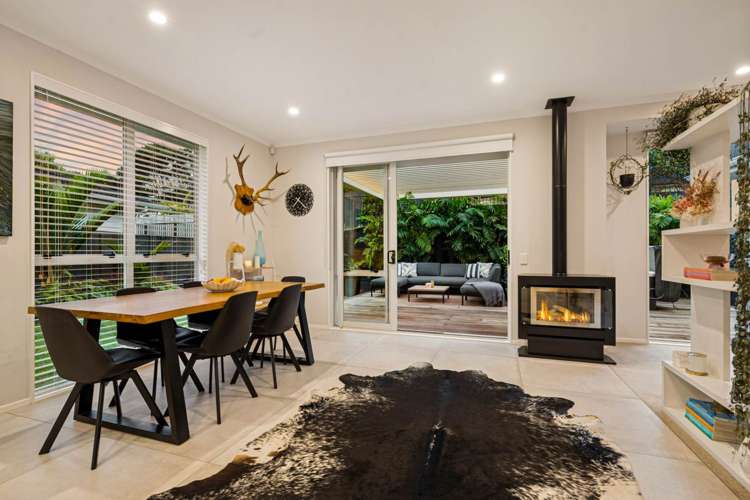 59 Mackay Drive Greenhithe_10