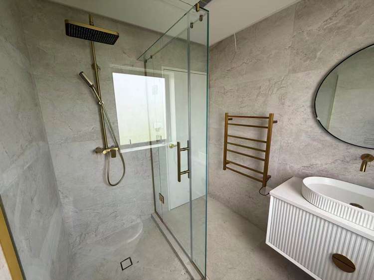 16 Furlough Road Papakura_30