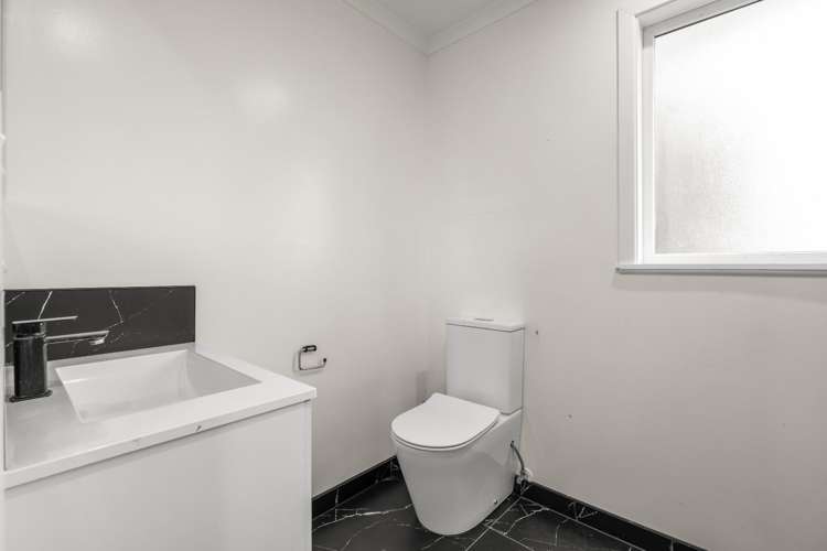 9 Sacha Place 1071_11