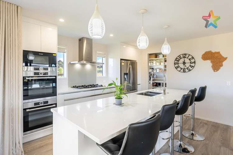 303 Fairview Drive Akatarawa_15