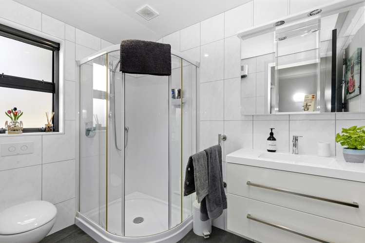 13 Cataldo Mews Avalon_21