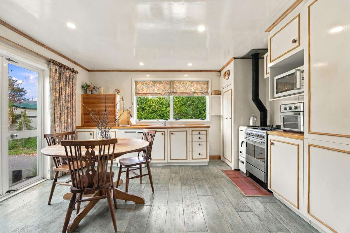 30 Tongariro Road_4