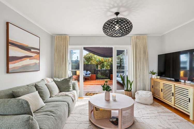 48 Longburn Road Henderson_4