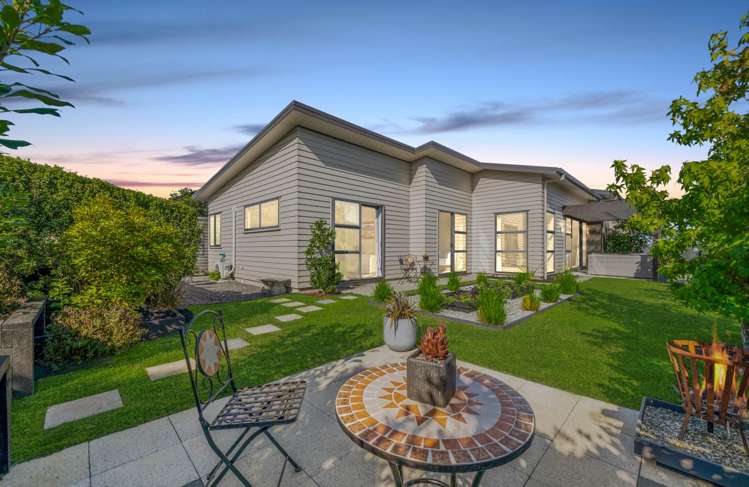 10 Lydiard Place Beachlands_18