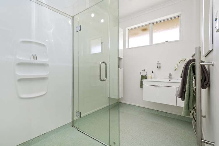 2/38 Pretoria Street Lower Hutt_12