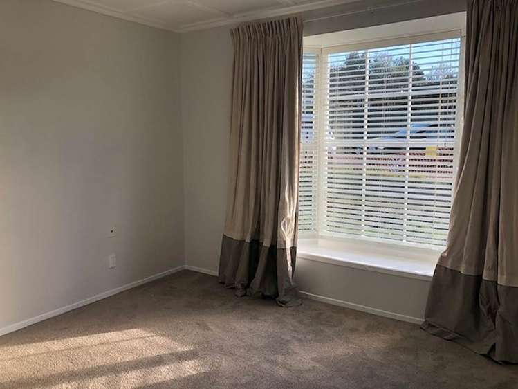 4 Glengarry Road Glen Eden_9