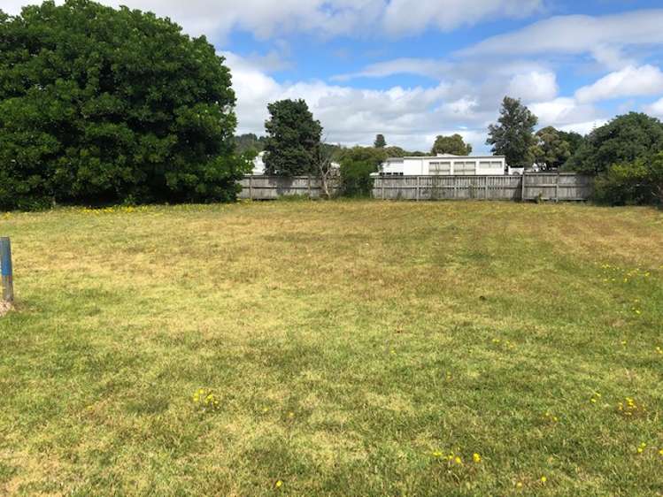 6 Flame Tree Lane Taipa_8