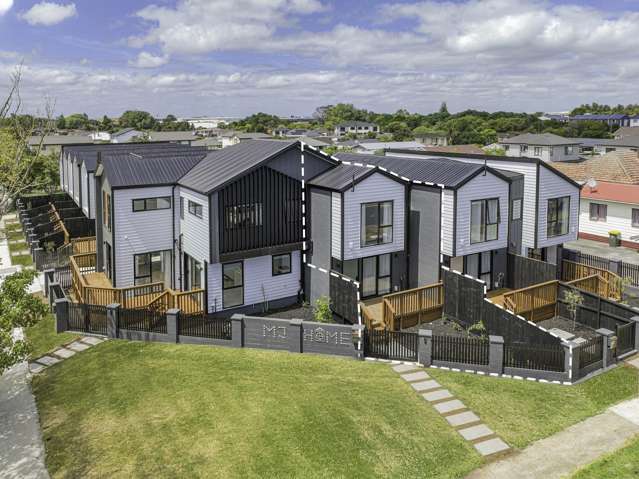 3 Bathrooms + 2 Bathrooms in Mangere East