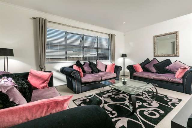 88 Mackay Drive Greenhithe_2