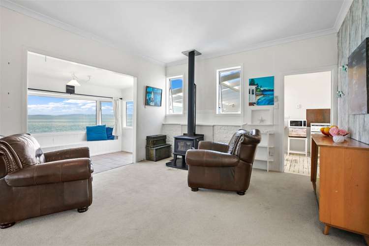 140 Thames Coast Sh25 Road Whakatete Bay_9