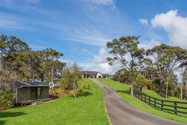 62c Edward Jonkers Drive Riverhead_34