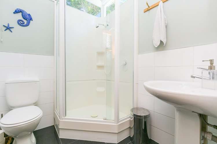 1 Heaton Terrace Brooklyn_18