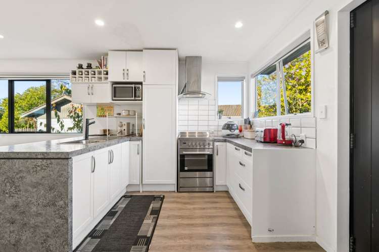 10 Lipton Grove Papakura_10