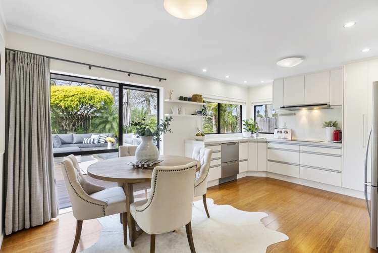 2/6 Summermist Drive Northpark_8