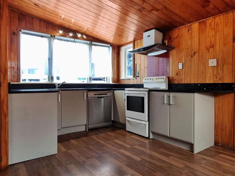 48 Hume Street Alicetown_6