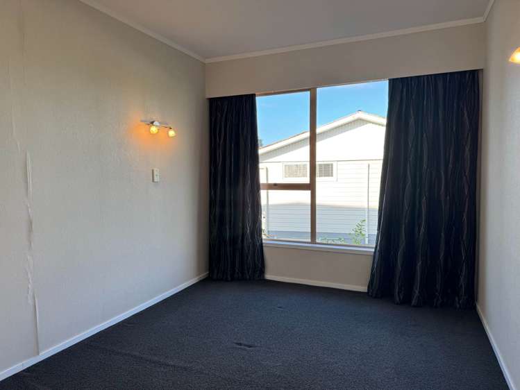 Royal Road Massey_11