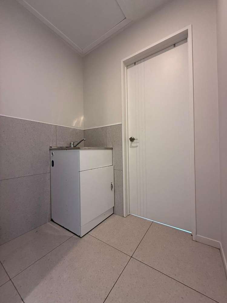 b/3 Cronshow Road 1694_9