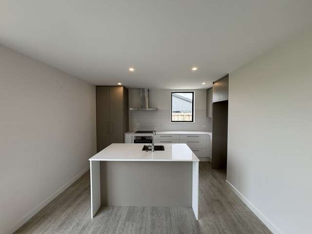 15/6 Skibbereen Drive Halswell_1