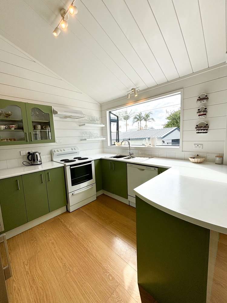 4 Beach Road Manly_16