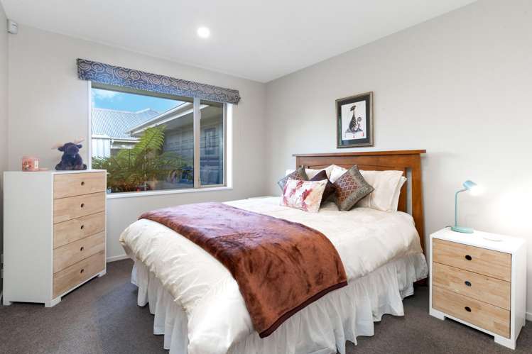 17 Glen Arrife Place Wigram_10