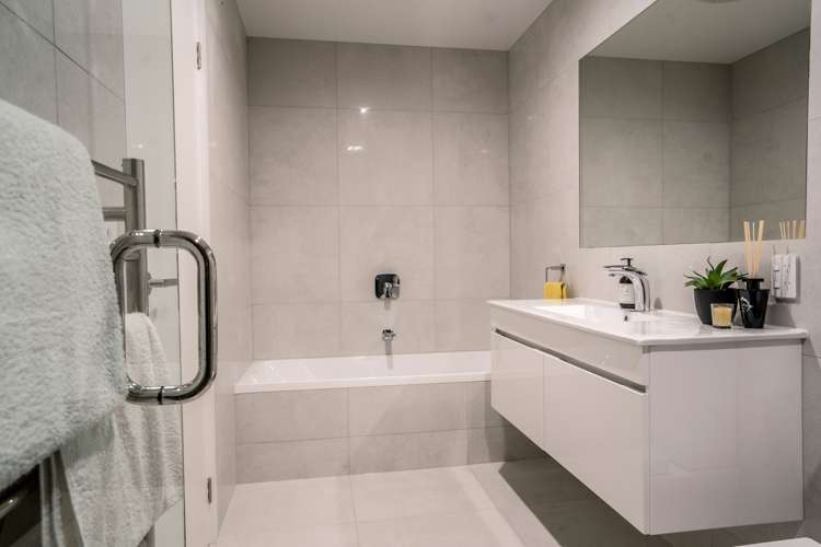 156 Upton Street Wanaka_16