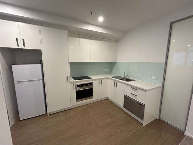 503/26 Waring Taylor Street 1372_1