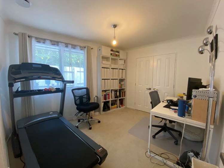 24a Bodi Place Te Atatu South_16