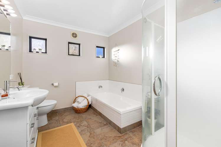 6 Double Bay Place Army Bay_19