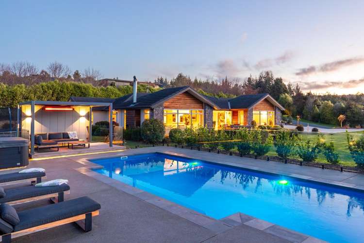 153 Stringer Road Redwood Valley_24