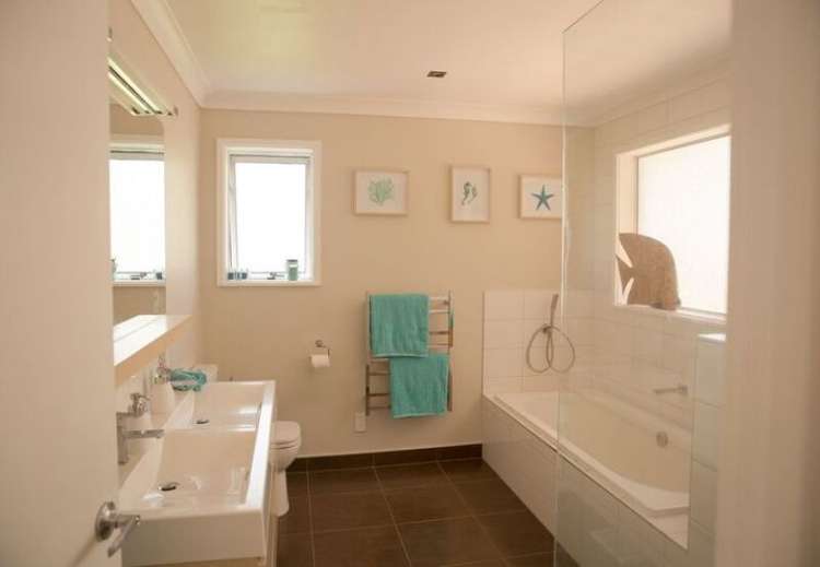 213 Clarks Beach Road Clarks Beach_12