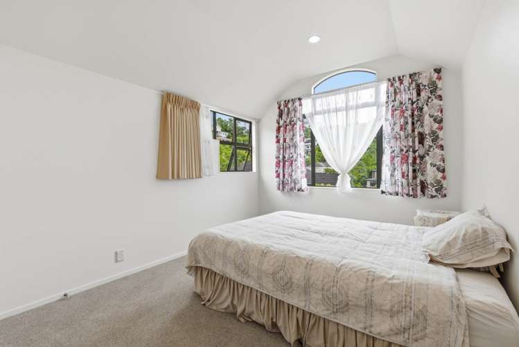 48 Penguin Drive Murrays Bay_16