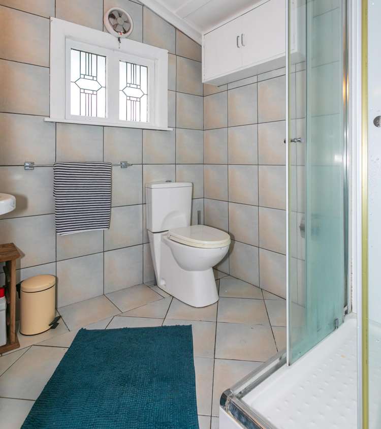 114 Fenton Street Thames_18