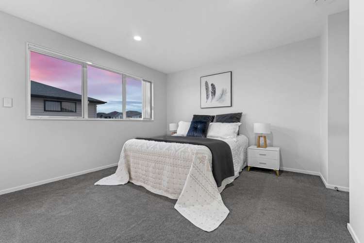 21 Horsefields Drive Flat Bush_32