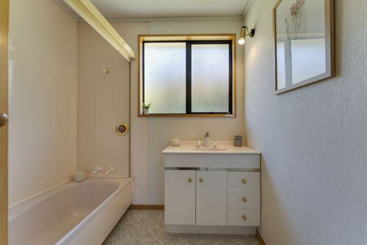 24 Marina Drive Frankton_16