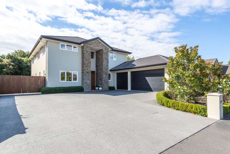 9 Springbrook Lane Northwood_18