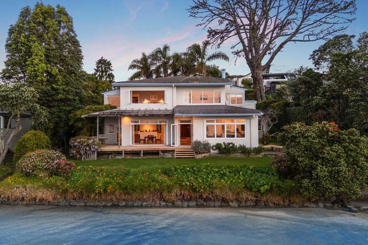 2/67 Beresford Street_0