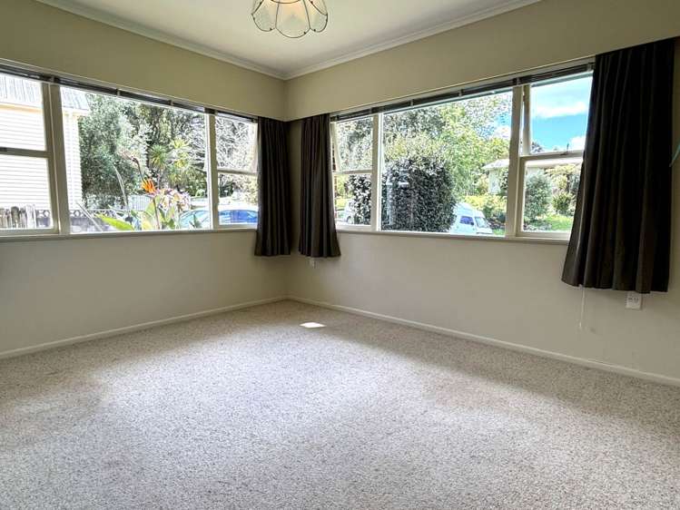 41 Rimutaka Place Titirangi_10