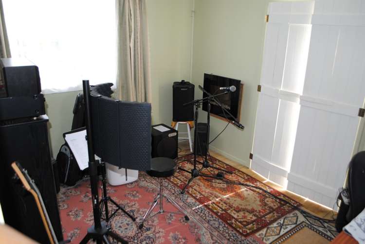 24 Endeavour Street Marfell_11